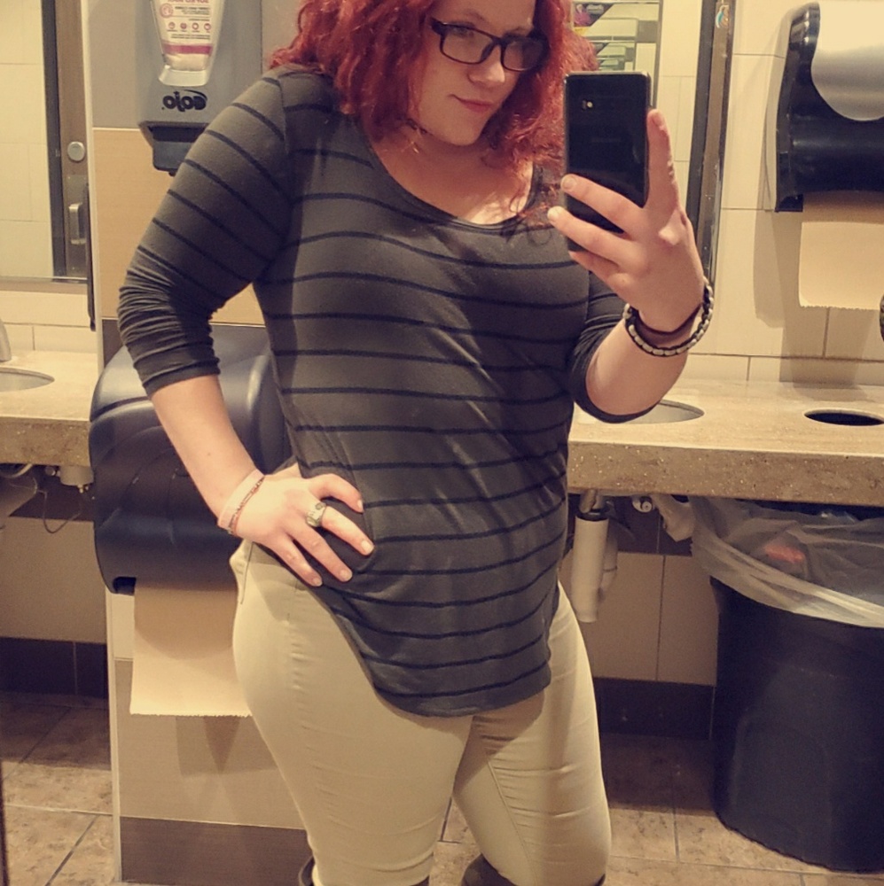 Meet your Posher, Destini